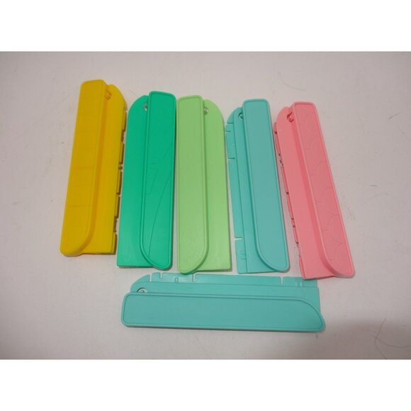 Gabby's Dollhouse Parts Playset Room Ledge Attachment Replacement Set of 6 - Picture 2 of 3